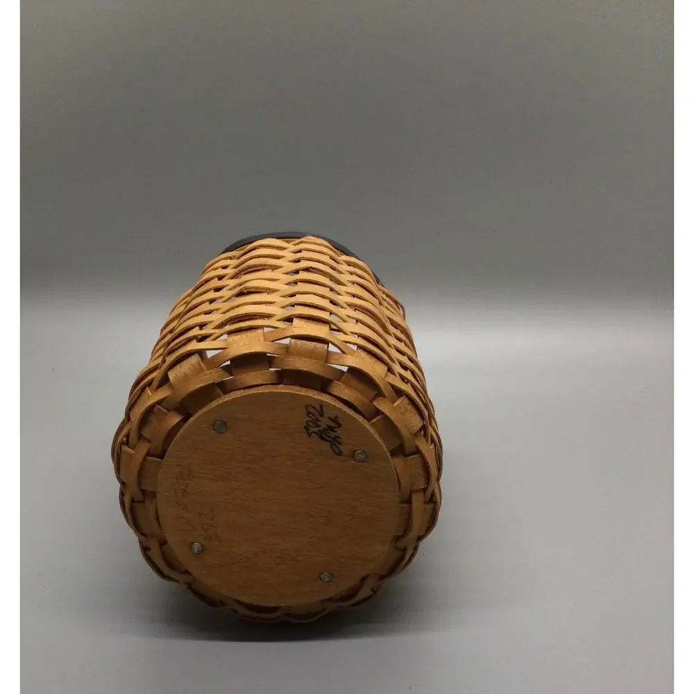 Longaberger Blue Ribbon Pride basket - Picture 2 of 3